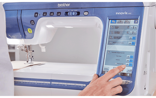 Maquina de coser bordar innovis V5LE BROTHER 3 - Grupo FB